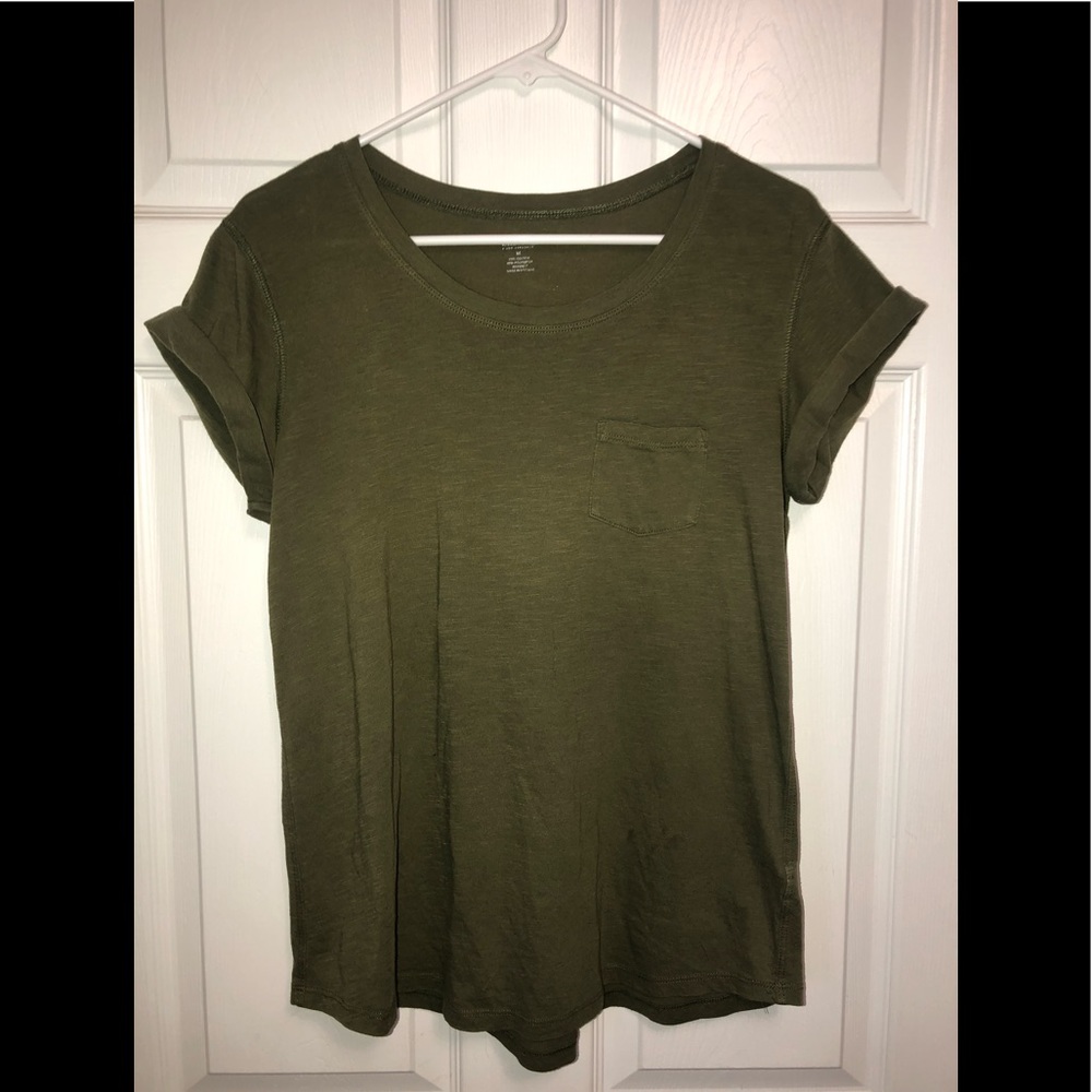Green T-shirt.